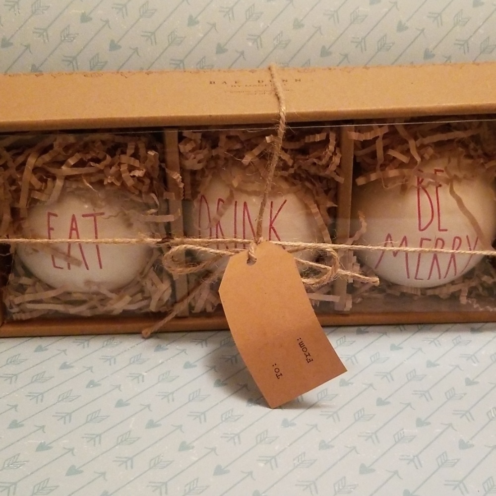 New  Rae Dunn EAT, DRINK,BE MERRY ornament set